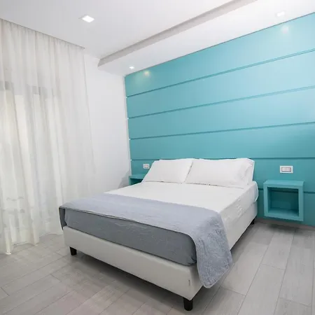 Bed and Breakfast Dreams Mare 