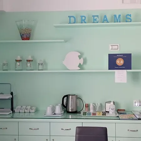 Bed & Breakfast Dreams Mare 