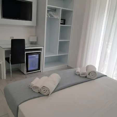 Bed & Breakfast Dreams Mare 