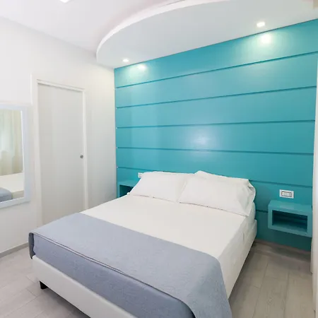 Bed and Breakfast Dreams Mare 